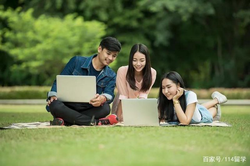 你是否正计划前往国外深造或旅游，却在寻找合适的签证办理地点上感到迷茫？这篇文章将帮助你了解不同类型的签证办理机构及其优缺点。